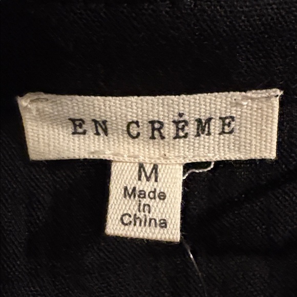 En Crème Elegant Black Embroidered Dress - Picture 3 of 8